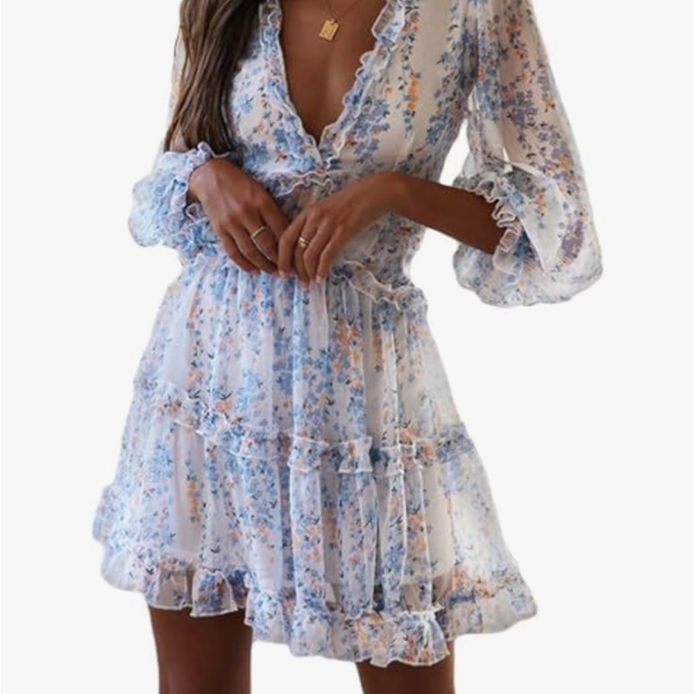 New ,Boho Floral dress with ruffles.